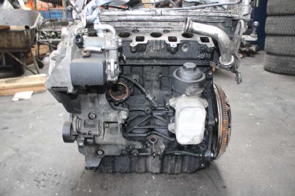 MOTEUR 1.6TDI CAY VAG  - Vue 3